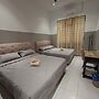 Kuantan putra home
