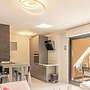 Beautiful Apartment With Pool Near Monaco