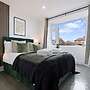 Southampton Getaway Huge Home Garden Sleeps 10