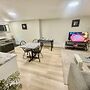 Airport Getaway 4 min to Moncton Airport, Free Parking and Super Fast 