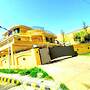 Sky Rose Guest House