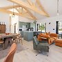 Stylish Rural Lodge Nr Chichester and Goodwood