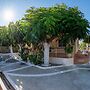 Seaside Plitra Paradiso - Steps From the Beach