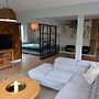 Very Large Apartment With Private Sauna