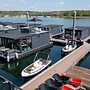 Houseboat at Mookerplas