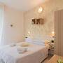 Hotel John