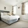 Spacious 4BR Contractor Family Home Parking