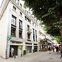8-person Stay in a Lively Spa Town