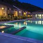 Stay in Les Eyzies With Pool