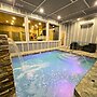 NEW 12br Lux Lodge Private Pool-mtn Views