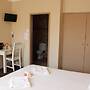Travel Lodge