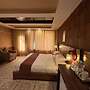 Eagle Nest Hotel