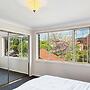 Metawise Spacious 4-bedroom Home in Cherrybrook