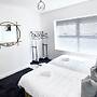 Apartment Sleeps 4 With Garden & Wifi