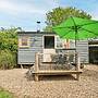 Host Stay Shepherds View