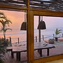 w Beachview 4BR w Terrace in La Libertad