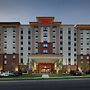 Hampton Inn & Suites Falls Church