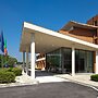 Inn Naples Airport