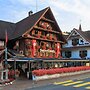 Swiss-Chalet Merlischachen - Historik Chalet-Hotel Lodge