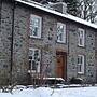 Bronfelin & Troed-y-rhiw Holiday Cottages