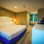The White Sands Oceanfront Resort & Spa