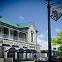 The Racecourse Hotel & Motorlodge