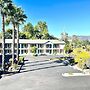 Cloverdale Wine Country Inn & Suites
