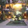 Crown Hotel