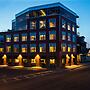 250 Main Hotel