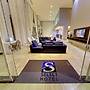 Select Hotel
