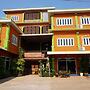 Phetphaylin Hotel