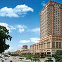 Sunway Lagoon Hotel (formerly Sunway Clio Hotel)