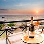 Faros Apartments