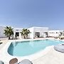 Queen Boutique Suites