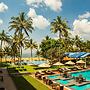Camelot Beach Hotel