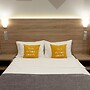 Voyage Hotel