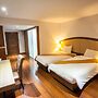 NH Elegant Hotel