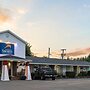 Auberge Shores Inn & Hotel