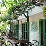 Baanrak Amphawa Homestay