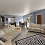 Lakefront Holiday Home