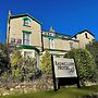 Raincliffe Hotel