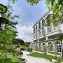 Caffir garden hotel