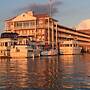 Riveredge Resort
