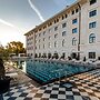 Hotel Brown Beach House & Spa