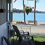 Balm Beach Resort & Motel
