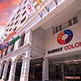 Fairway Colombo - Sri Lanka's First Hotel With Robot Technology