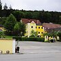 Hotel Schlossresidenz Heitzenhofen