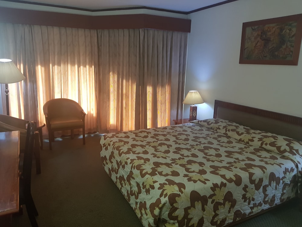 Hotel Surya Baru