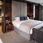 DoubleTree by Hilton Belfast City Ten Square