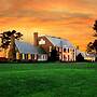 Kingsbay Mansion & Vacation Houses